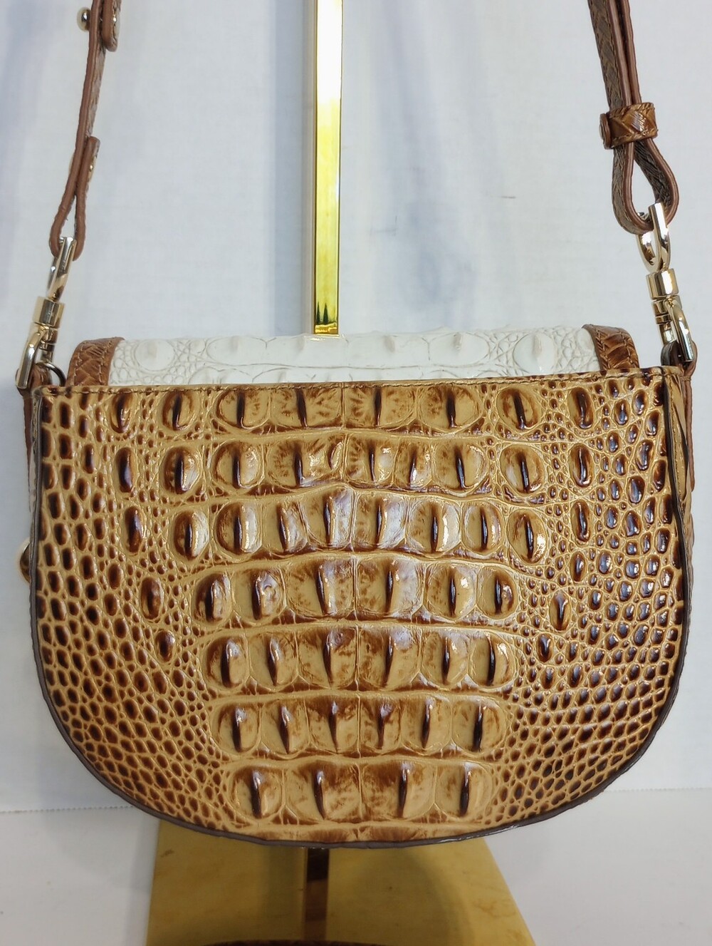 SOLD Brahmin Taber Collection Briar Crossbody In Coconut Milk - Picture 4 of 14